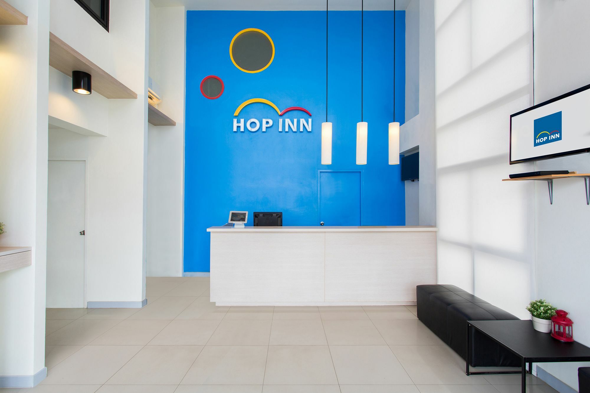 Hop Inn Чианграй Экстерьер фото